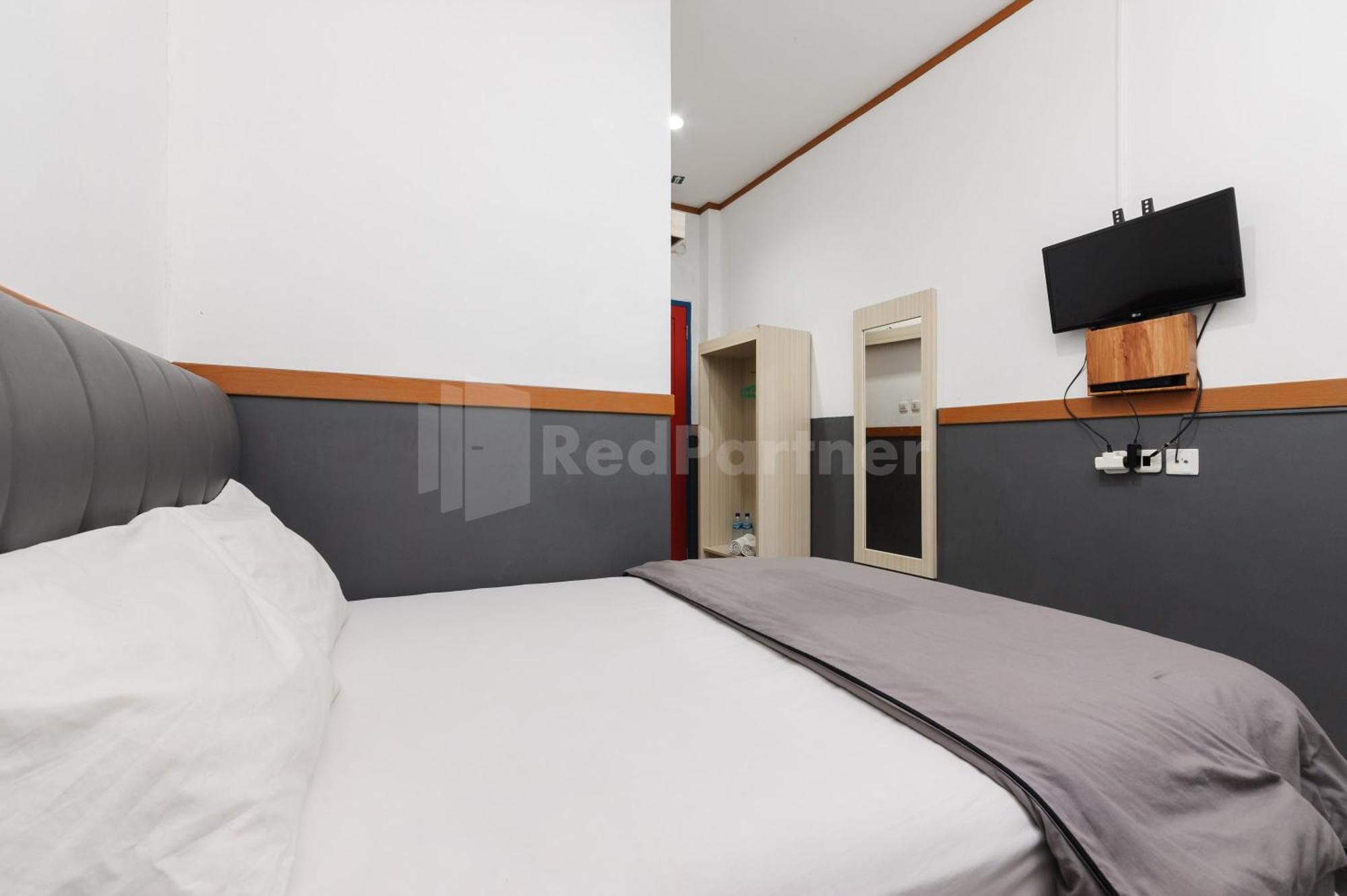 Ian Hotel Jaksa Mitra Reddoorz Jacarta Exterior foto