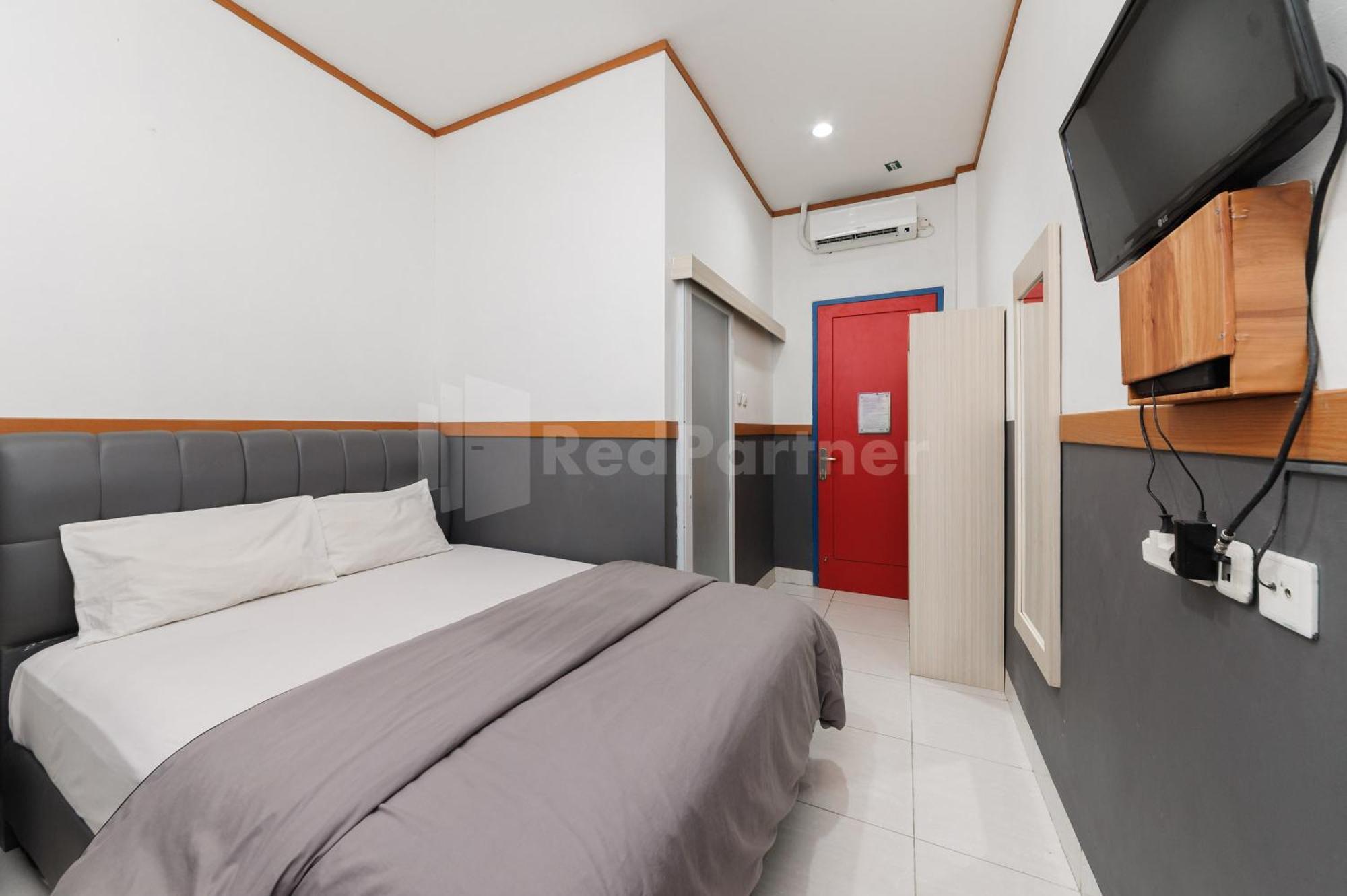Ian Hotel Jaksa Mitra Reddoorz Jacarta Exterior foto